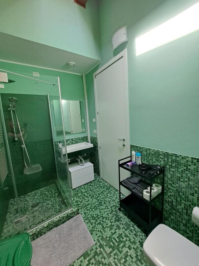 Lux 2 Metro M2 Apartamento *